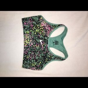 Nike confetti razorback sports bra